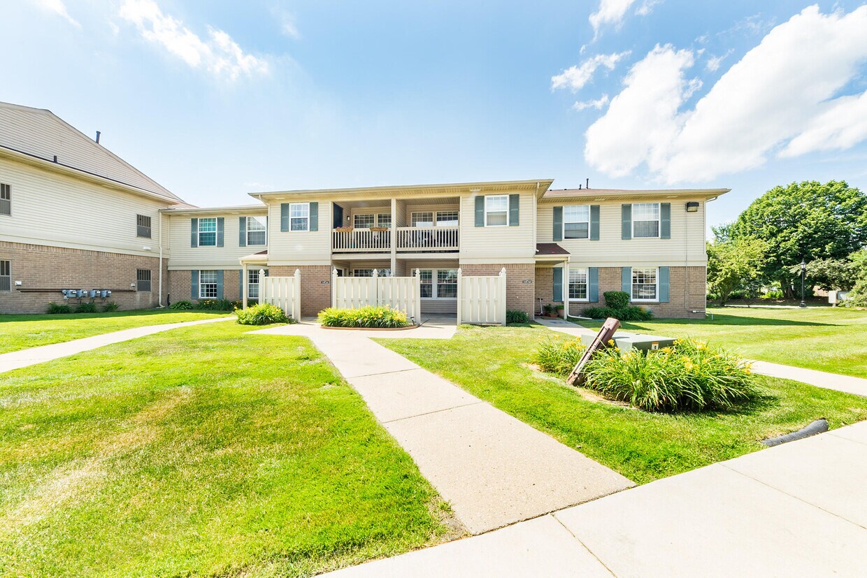 19128 Northridge Dr, Northville, MI 48167 Condo for Rent in