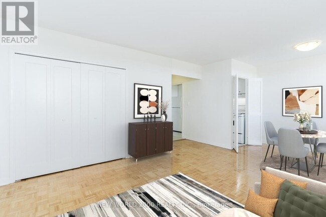 Building Photo - 485 Eglinton Ave E