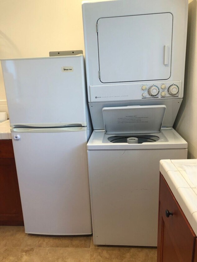 Foto del edificio - 2244 247th St. Lomita - 3 units