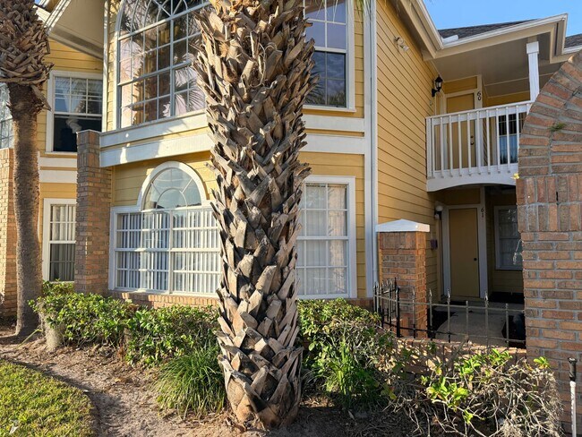 Foto del edificio - 2498 Sweetwater Club Cir