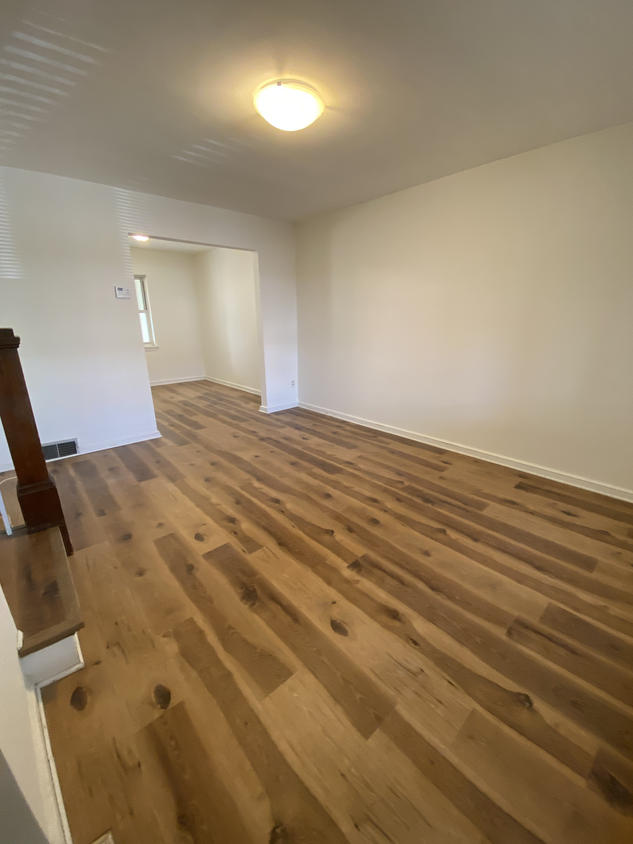Living Room & Dinning Room - 3353 Alden Pl NE