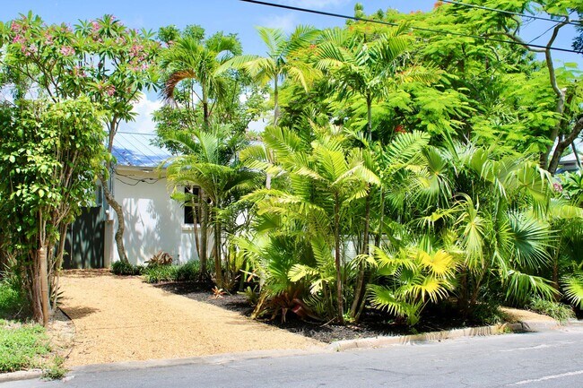 3211 Floral Ave West Palm Beach - Fully Renovated 33 Northwood Home With Gu West Palm Beach Fl Building Photo 