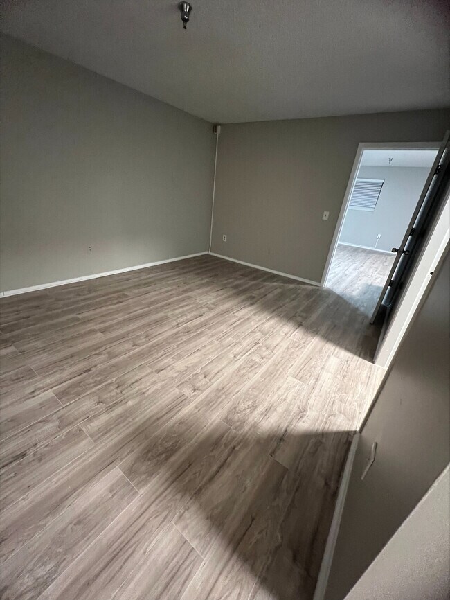 Building Photo - Seminole Vista
