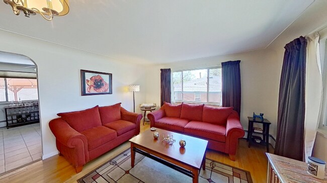 Foto del edificio - 4030 S Fox St