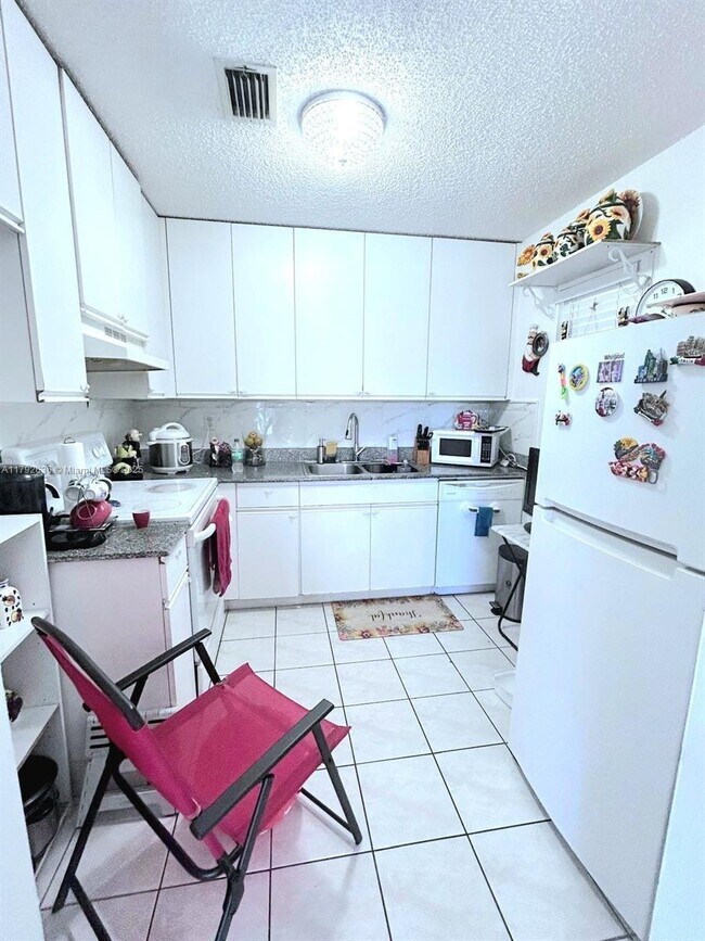 Foto del edificio - 13784 SW 147th Cir Ln