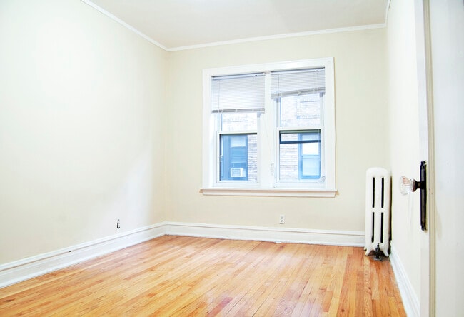 Foto del edificio - 4823 N Springfield Ave