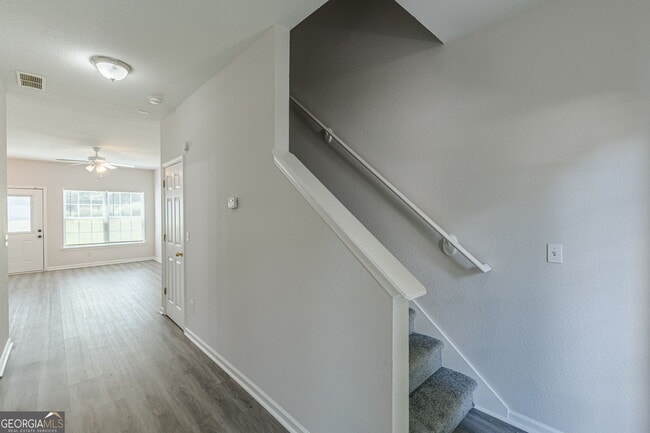 Foto del edificio - 274 Brookview Dr