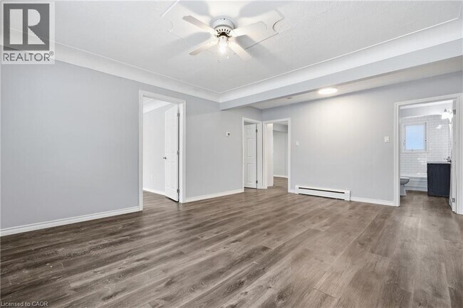 Photo du bâtiment - 104 South Street E