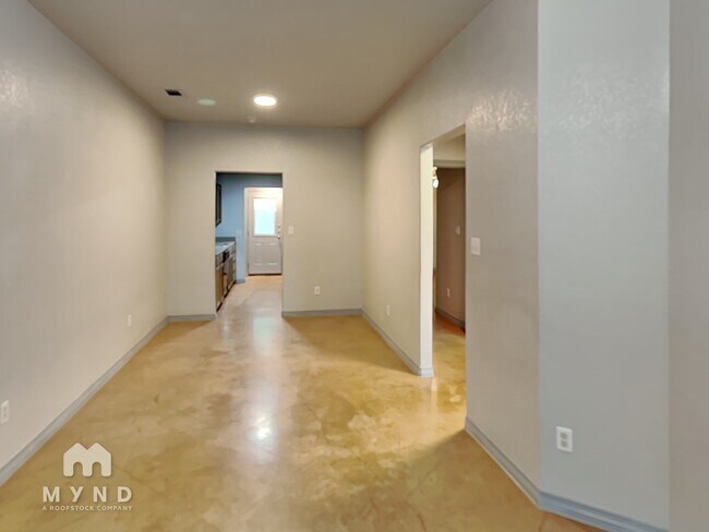 Foto del edificio - 200 Walnut Bend Rd