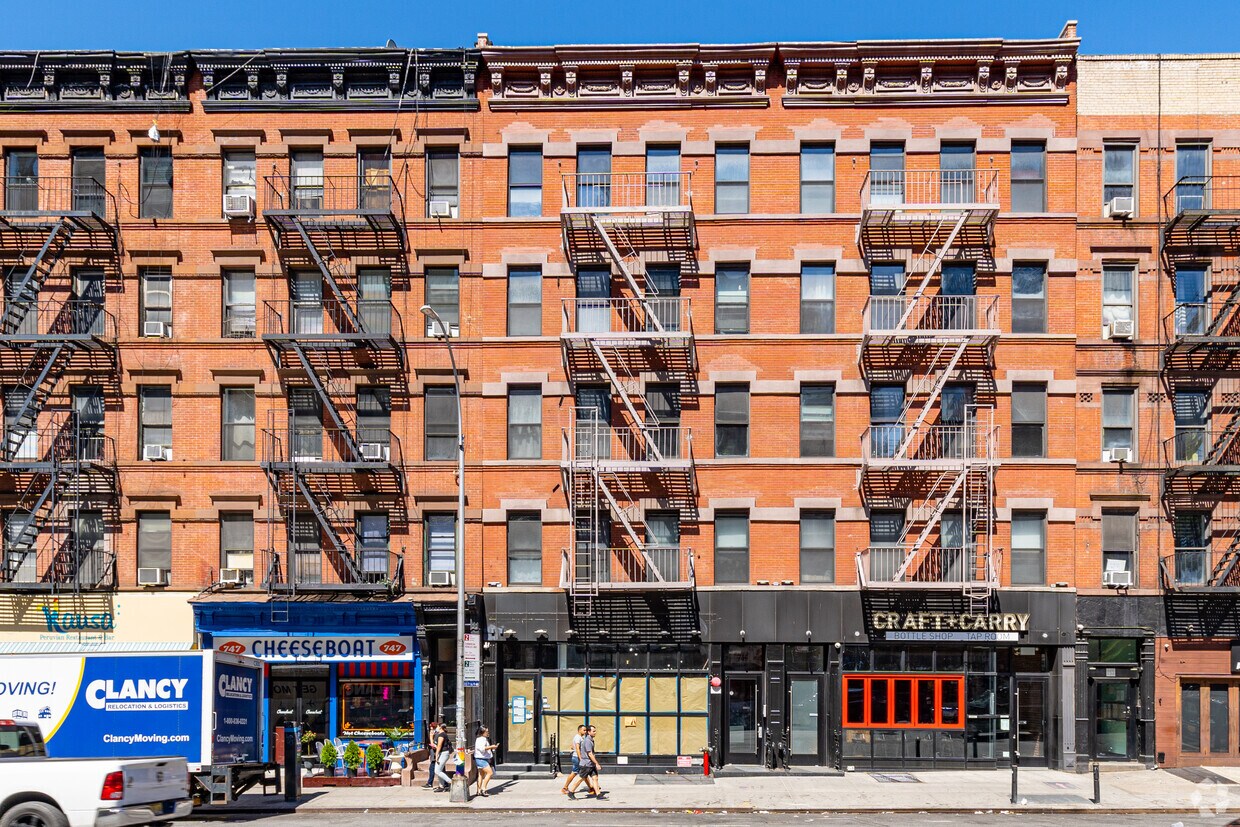Building Photo - 749 Ninth Ave