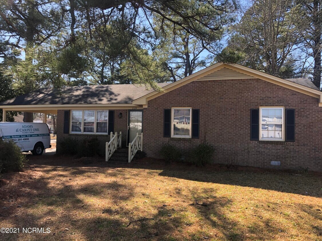 Foto principal - 2124 Silver Leaf Rd SW