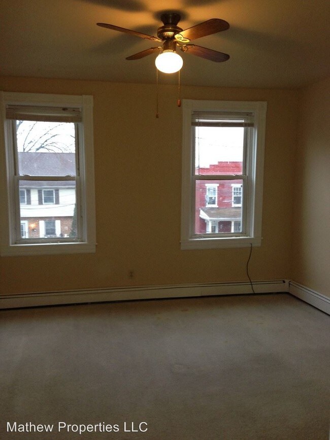 Building Photo - 3 br, 1 bath House - 474 New Dorwart St.
