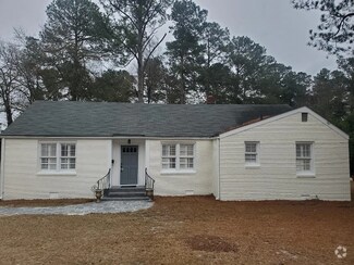 Building Photo - 108 Warren Rd