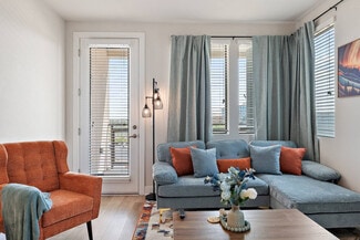 Building Photo - 7115 E McDowell Rd