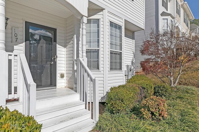 Building Photo - 107 Timber Ridge Dr