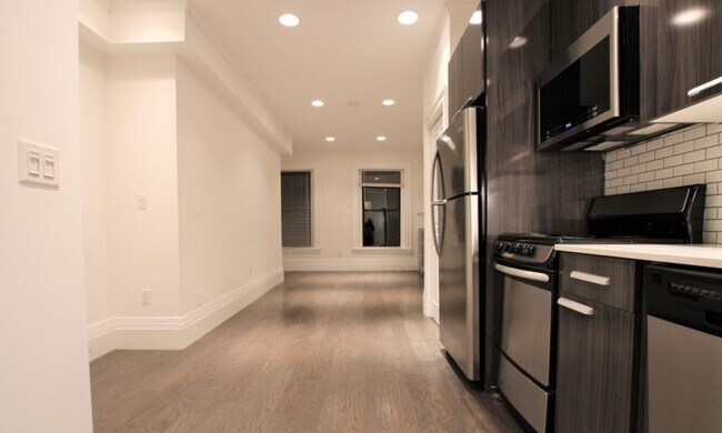 Foto del edificio - 270 Newbury St