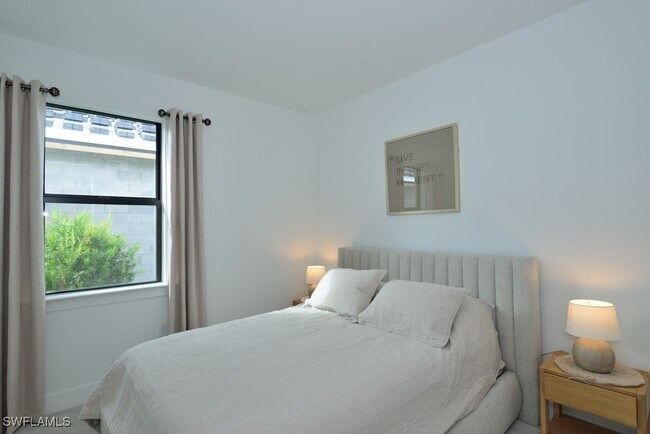 Building Photo - 1904 Sierra Ct