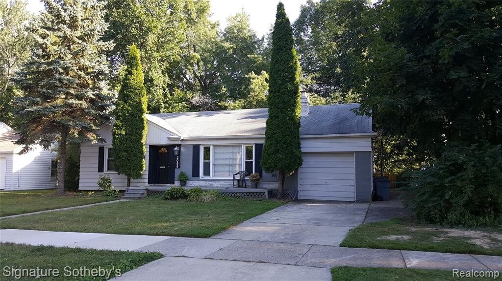 Primary Photo - 2056 Dorchester Rd