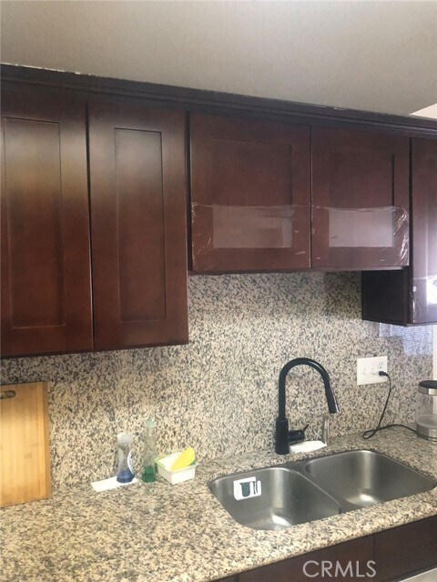 Building Photo - 21235 Cottonwood Ln