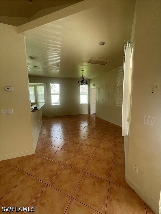 Foto del edificio - 4080 33rd Ave NE
