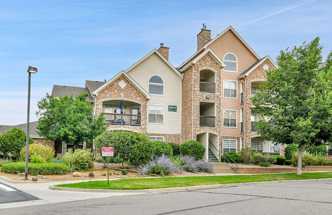 Foto del edificio - $1,895.00, 2 bed, 1 .5 bath located in Aur...