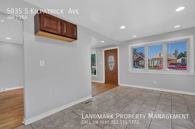 Building Photo - 5035 S Kilpatrick
