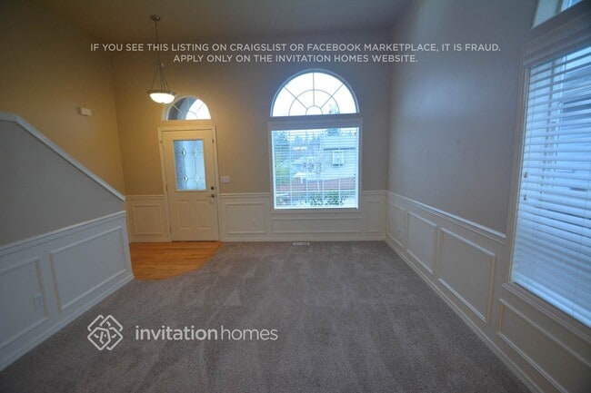 Building Photo - 5806 79th Ave NE