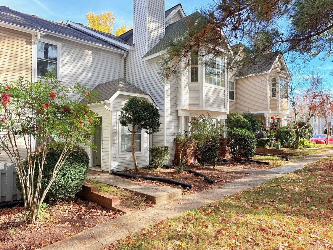 Foto principal - Improved Rent $1500!