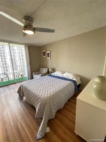 Building Photo - 1920 Ala Moana Blvd