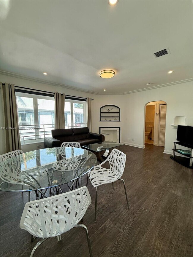 Foto del edificio - 1538 Jefferson Ave