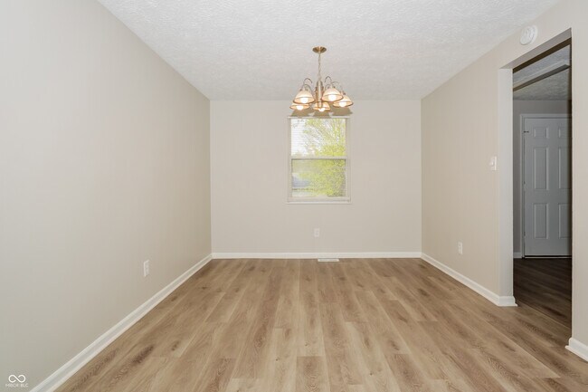 Building Photo - 8110 Cedar Creek Ct