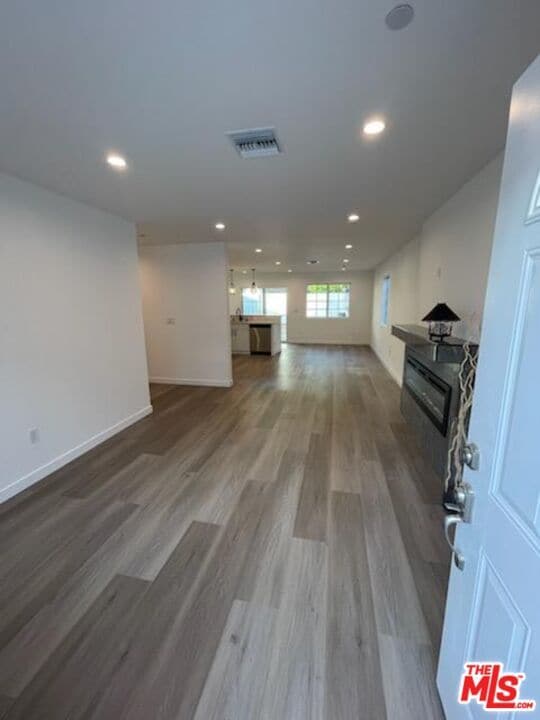Foto del edificio - 4522 Mammoth Ave