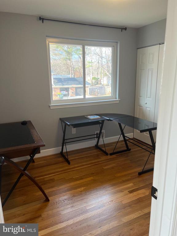 Foto del edificio - 10123 Eastlake Dr