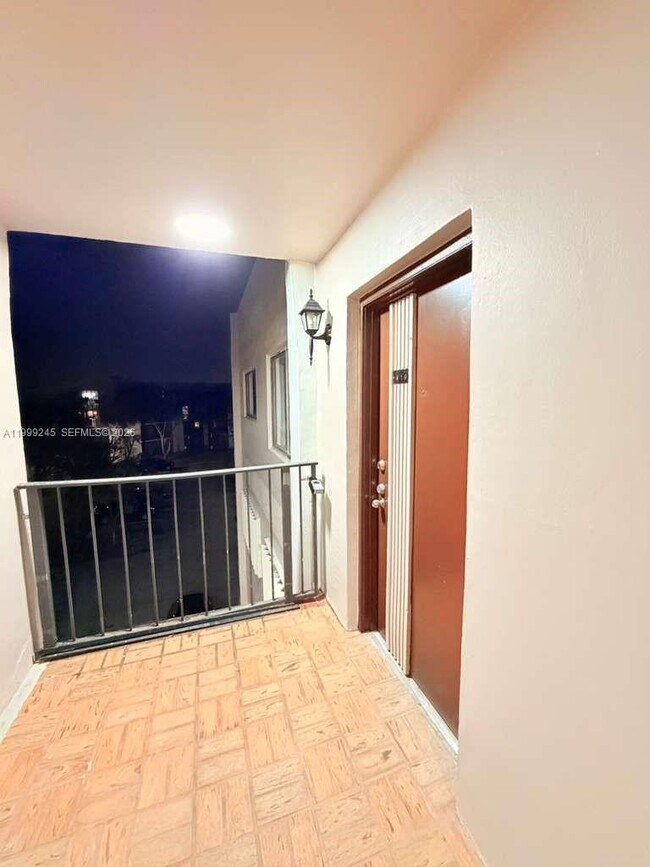 Foto del edificio - 8420 SW 133rd Avenue Rd