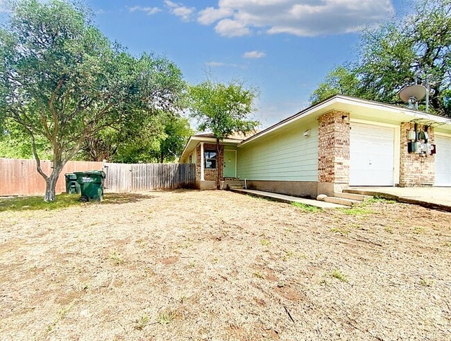 Building Photo - 106 Hughson Ct
