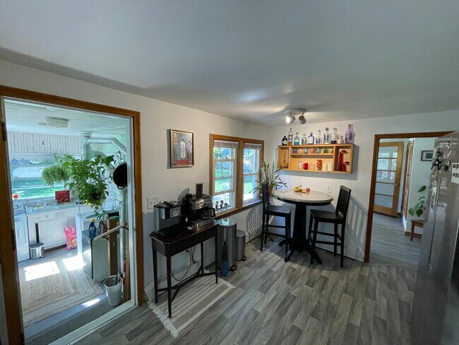 Foto del edificio - 4132 Edgewood St