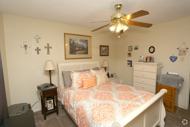 A1- 1 Bedroom 1 Bath Small - Quail Creek Apartments and Duplexes