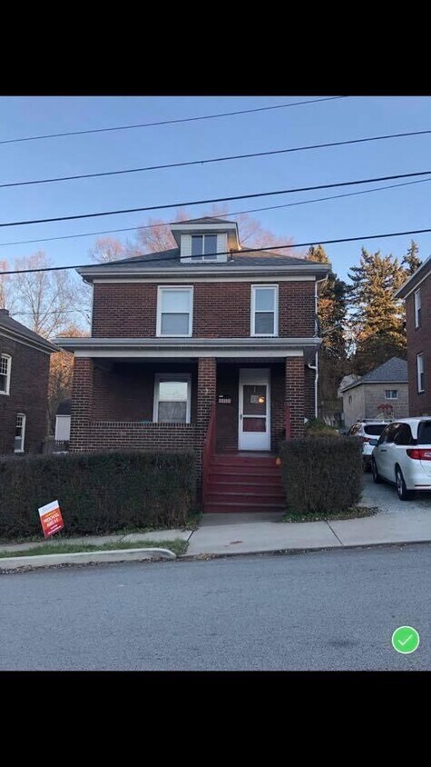 Foto principal - 231 Highland Ave