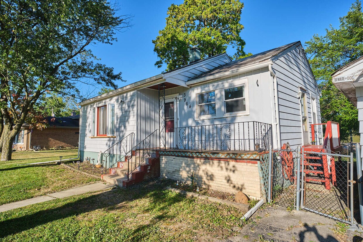 3964 Arthur Terrace Ct, Markham, IL 60428 House Rental in Markham, IL