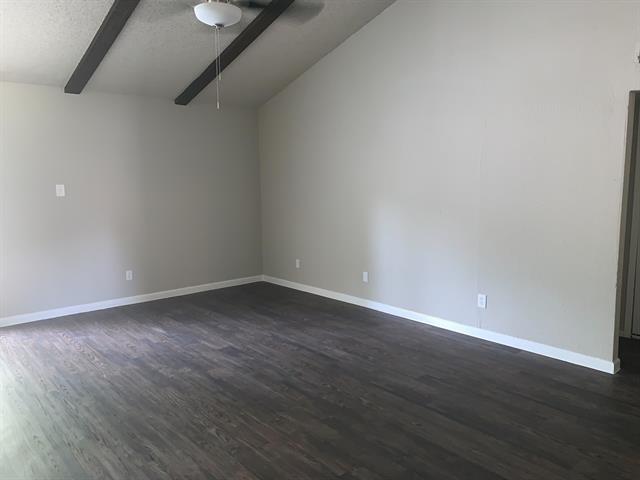 Foto del edificio - 406 E Springdale Ln