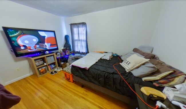 Building Photo - Great backyard! Washer & Dryer included! A...