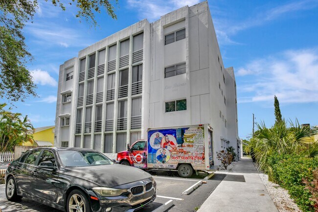 Foto del edificio - Las Brisas