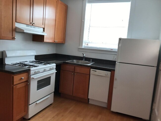 Foto del edificio - 6200 N Clark St