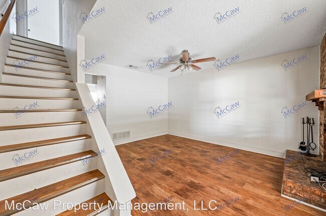 Foto del edificio - 2 br, 1.5 bath House - 800 Bluebonnet Dr. ...