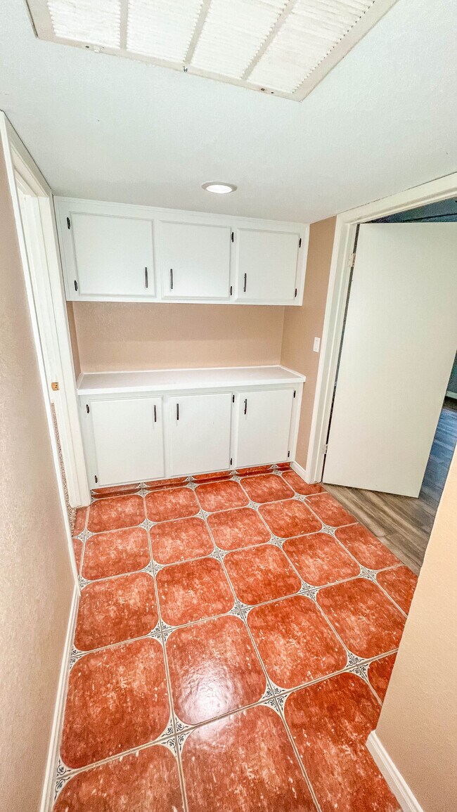 Foto del edificio - 4212 Ryder Ln