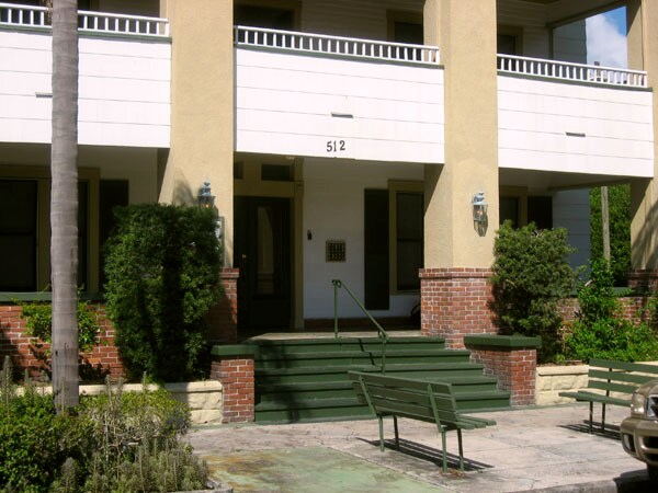 Foto del edificio - Sans Souci Apartments