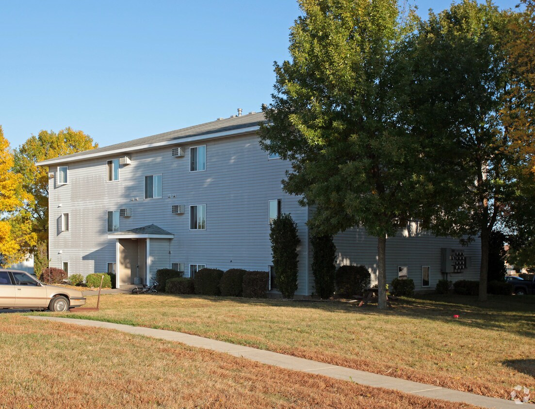 Primary Photo - Welco West Apartments