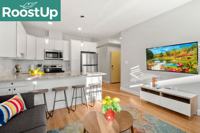 Foto del edificio - Furnished Bedroom with Private Bath in East Boston