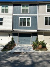 Building Photo - 4154 Tillie Cir