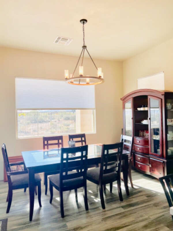 Foto del edificio - 14329 E Dale Ln